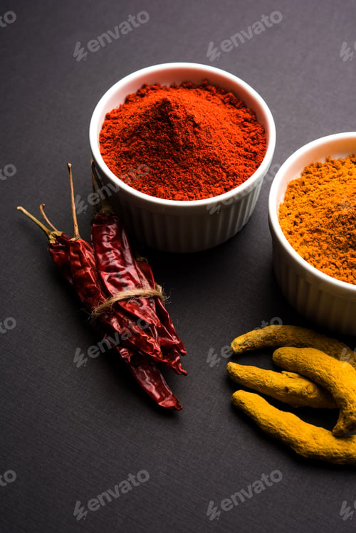 Preview: Turmeric and Chilli Powder