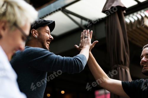 Preview: Friends Community Chill Out Together