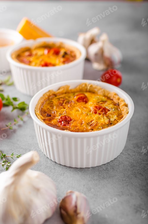 Preview: Mini quiche with sausage