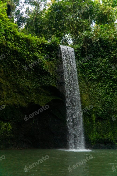 Preview: Bali waterfall
