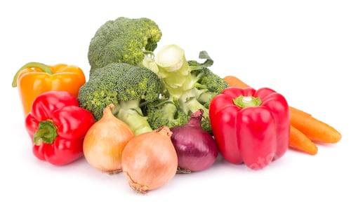 Preview: Fresh vegetables: brocolli, bell peppers, carrot, onion isolated on white background