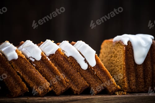 Preview: Slicing Easter cake for sharing with family