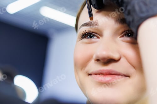 Preview: Eyebrow marking before permanent makeup. Permanent make-up of eyebrows. Markings with white