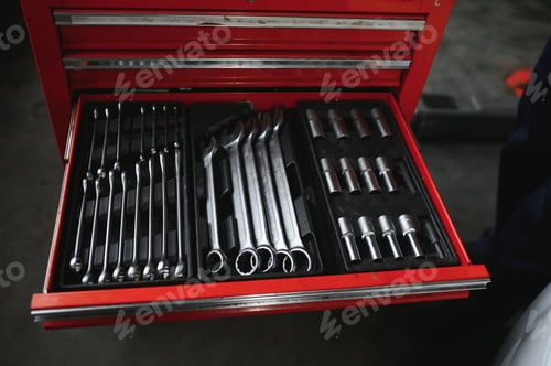 Preview: A set of tools for repair in car service