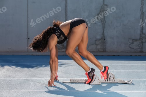 Preview: athlete in starting position
