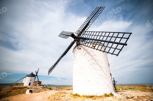 Preview: windmills in Consuegra