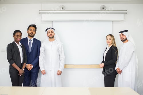 Preview: Business meeting in Dubai