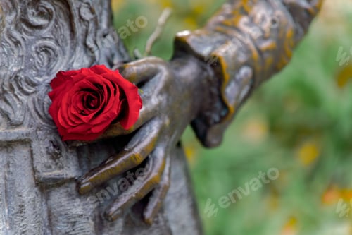 Preview: Bronze statue of a woman with a red rose in her hand