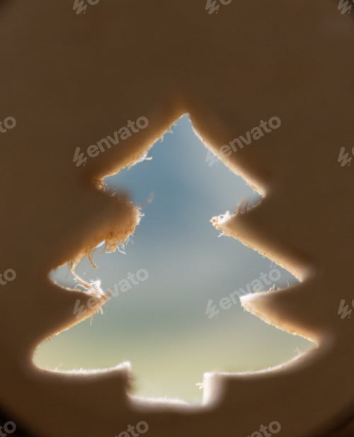 Preview: fir tree shape carved in wood
