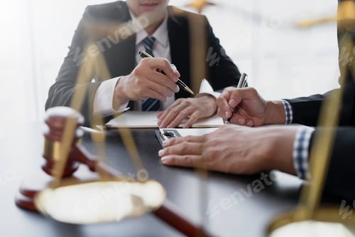 Preview: Attorney provide advice on litigation matters and sign contracts as lawyers to receive complaints fr