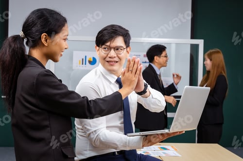 Preview: Group of multiethnic businessmen
