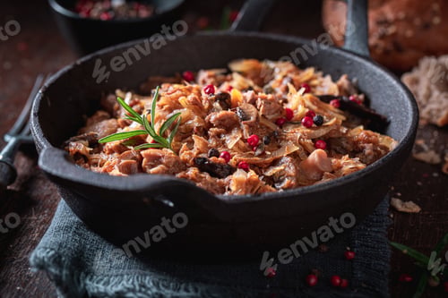 Preview: Spicy and homemade stew as a traditional Polish dish.