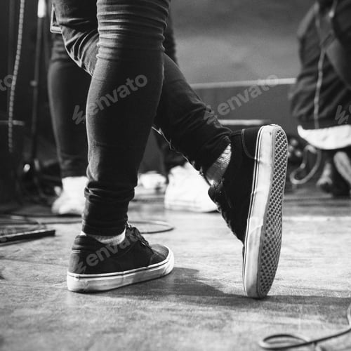 Preview: Musician standing on the stage