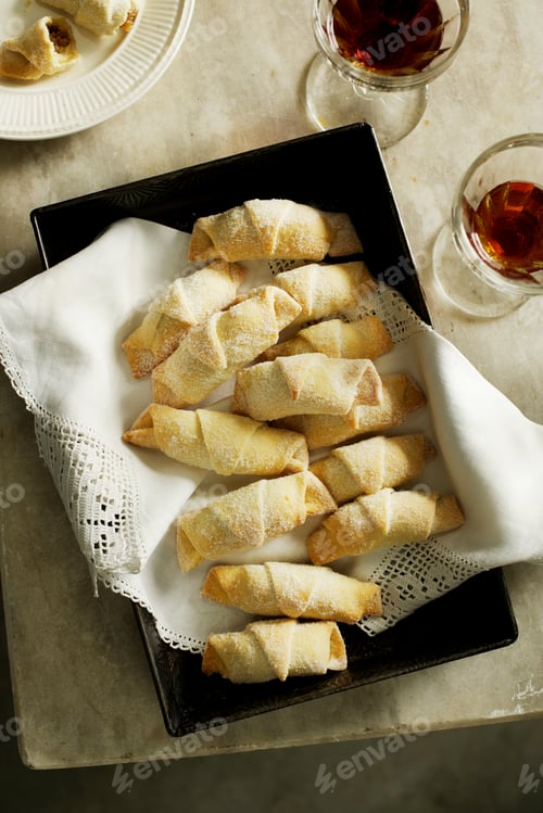 Preview: Tray of cornetti pastries