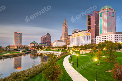 Preview: Columbus, Ohio, USA skyline on the river