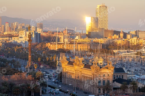 Preview: View of Barcelona with the Columbus Statue