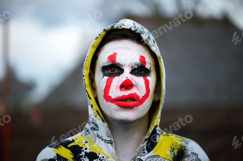 Preview: Halloween Portrait