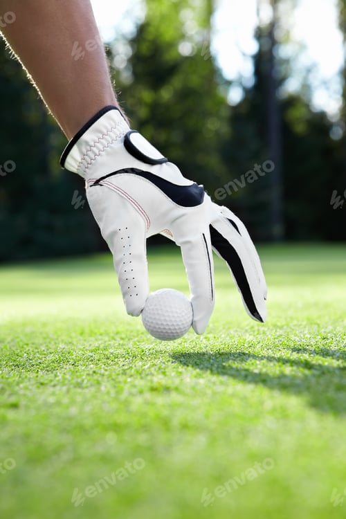 Preview: Golfing