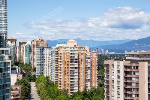 Preview: Aerial view of the residential buildings in Metrotown