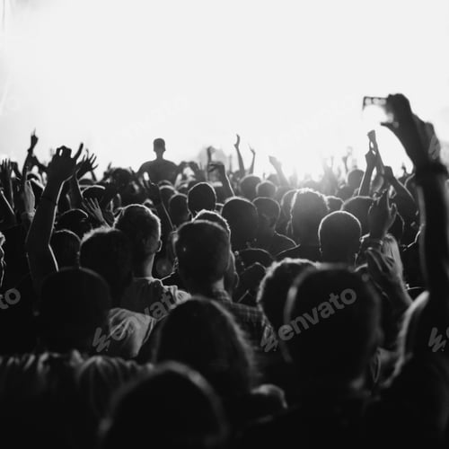 Preview: Huge crowd on music performance