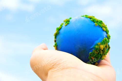 Preview: concept image of Earth in hand
