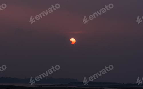 Preview: Gloomy Sunset over the Rapti river