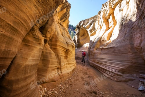 Preview: Slot canyon