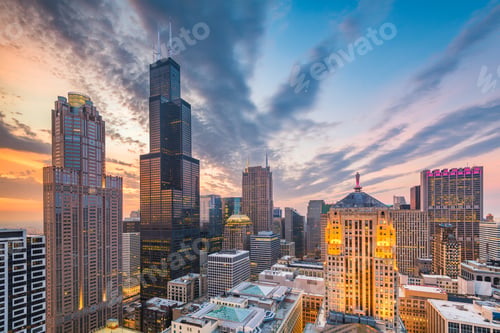 Preview: Chicago, Illinois, USA Skyline at Dusk