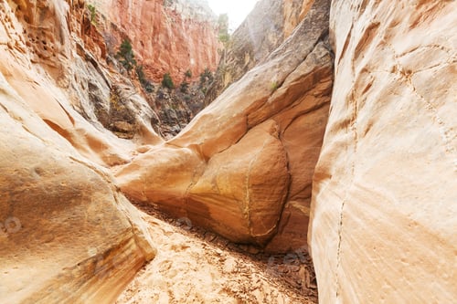Preview: Slot canyon