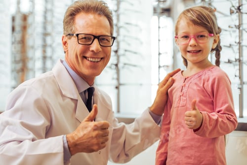 Preview: At the ophthalmologist