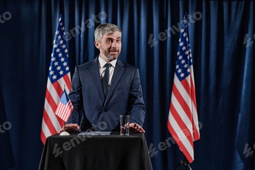 Preview: American politician performing at conference