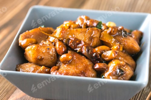 Preview: Bowl of Kung Pao chicken