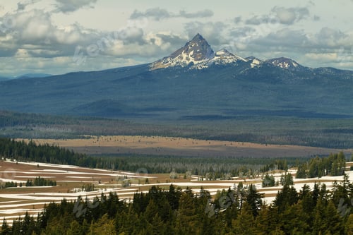 Preview: Mount Thielsen views from Crater lake