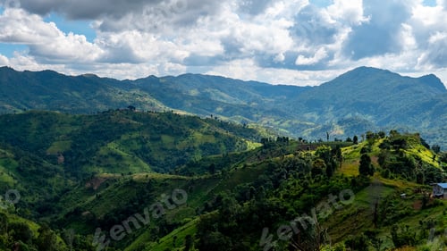 Vorschau: Stunning view of green mountains in south-east Asia