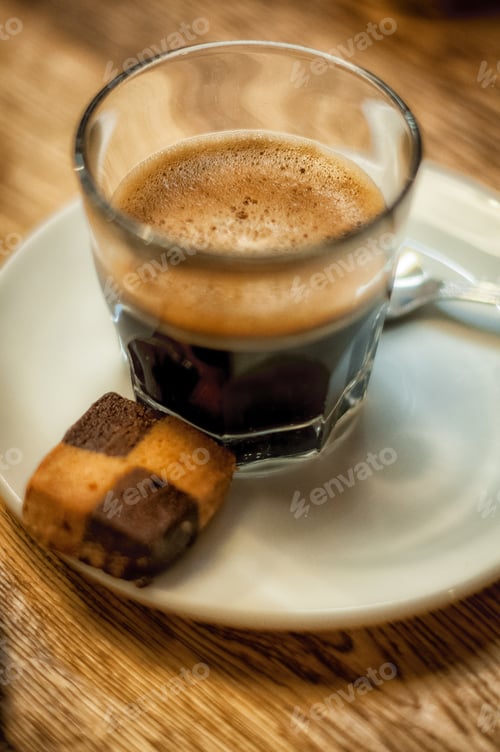 Preview: Coffee at the cafe