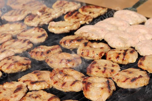 Preview: delicious grilled meatballs at the restaurant