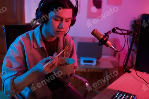 Preview: Teenage Boy Eating Ramen