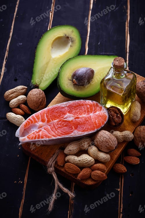 Preview: Healthy fat salmon, avocado, oil, nuts