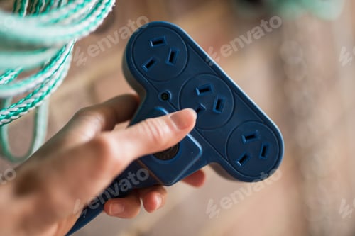 Preview: Plug it in