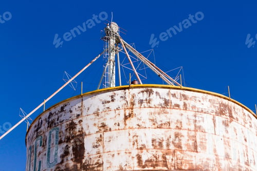 Preview: Feed silos