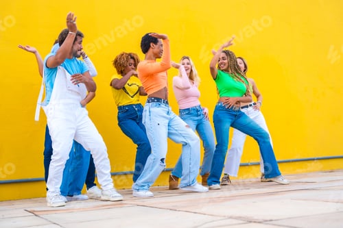 Preview: Group of diverse ethnicities dancing a joint choreography