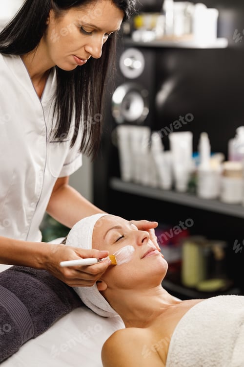 Preview: Woman On A Facial Treatment At The Beauty Salon