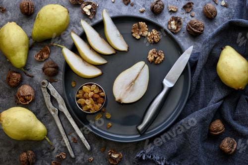 Preview: Fruit and nuts on a plate