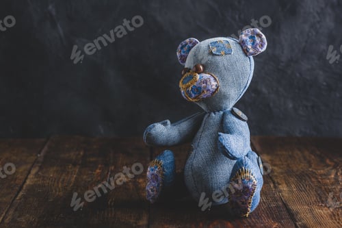 Preview: Handmade Bear Sitting on Table
