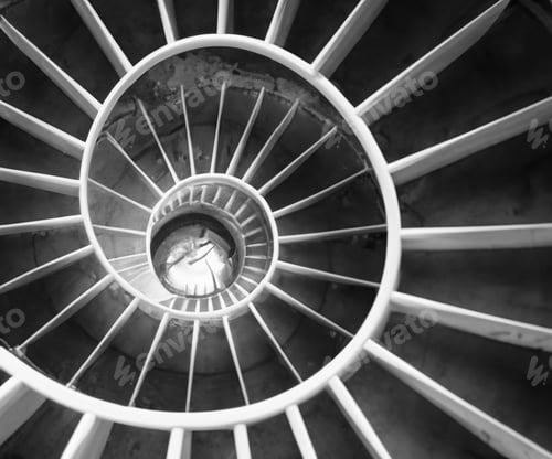 Preview: a clock is displayed at the top of a spiral staircase