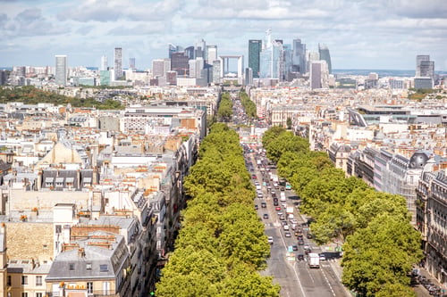 Preview: Cityscape view of Paris