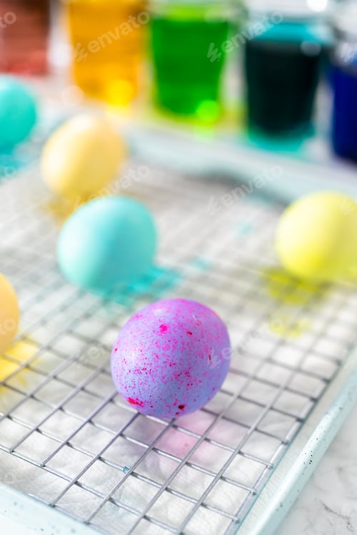 Preview: Easter egg coloring