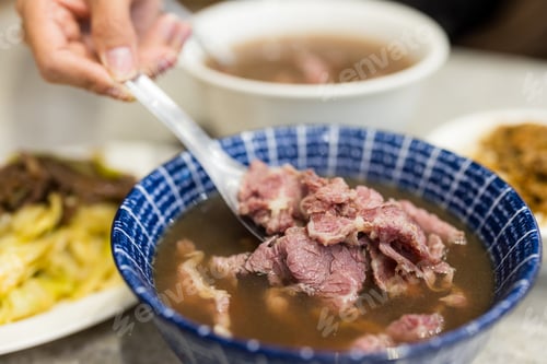 Preview: Fresh raw beef soup in taiwan food store