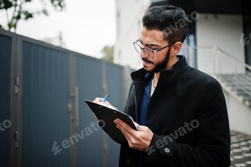 Preview: Middle eastern entrepreneur