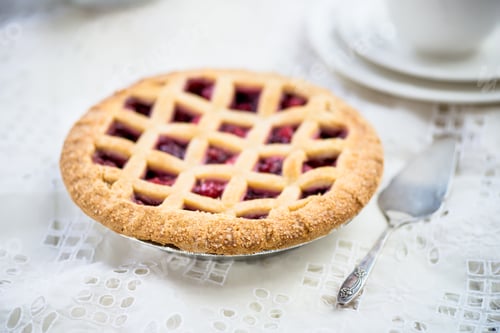 Preview: Apple, Strawberry and Blackberry Lattice Pie